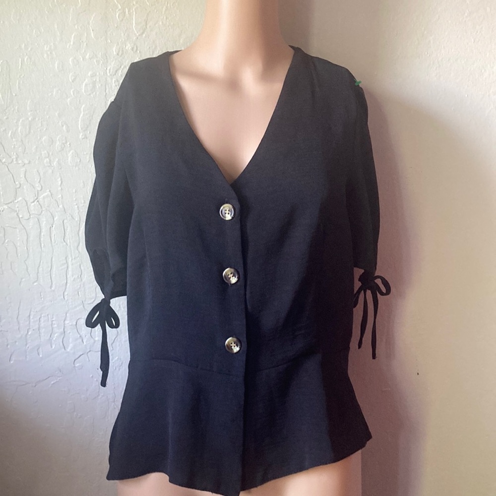 TOPSHOP Always Lovely Black Button-Up Peplum Top (M)